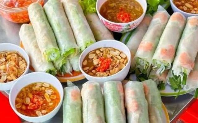 Gỏi Cuốn Loan Nguyễn - Mậu Thân