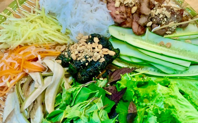 Bò Lá Lốt - Út Tiền