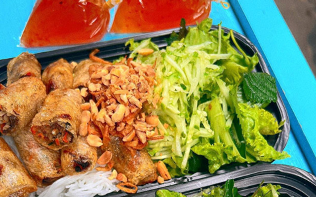 Bún Chả Giò & Giải Khát Kim Yến - Quốc Lộ 1