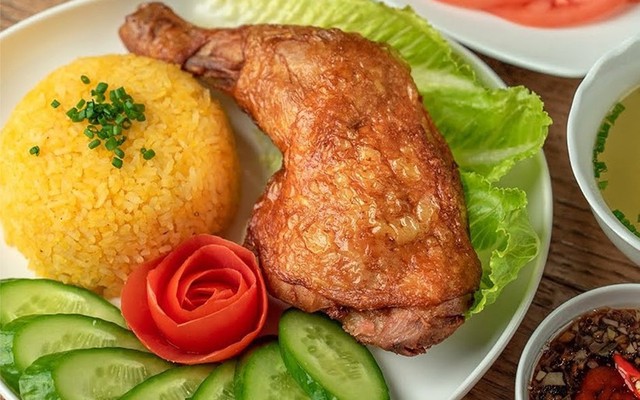 Cơm Gà Chiên Giòn Phúc Ký - Đường Số 2