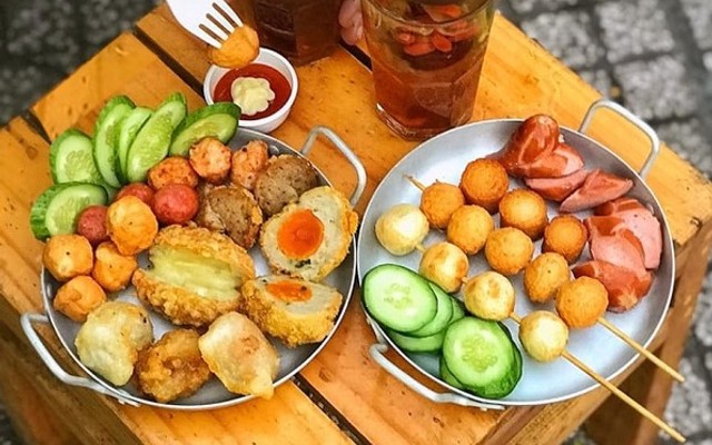 Tiệm Cá Viên Chiên, Bắp Xào & Khô Mực Nướng - Phạm Văn Chiêu