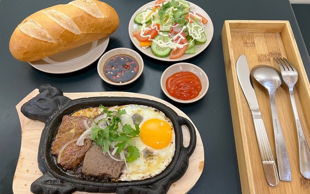 Bò Bít Tết Cô Kim