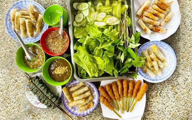 Ram Bắp - Bánh Xèo - Nem Nướng - Bắp Nhà Ri