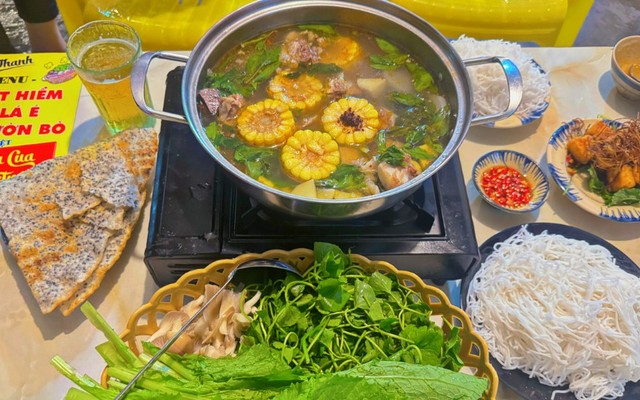 Lẩu Vị Thanh - Riêu Cua Bánh Tráng - 119 Phạm Ngọc Thạch