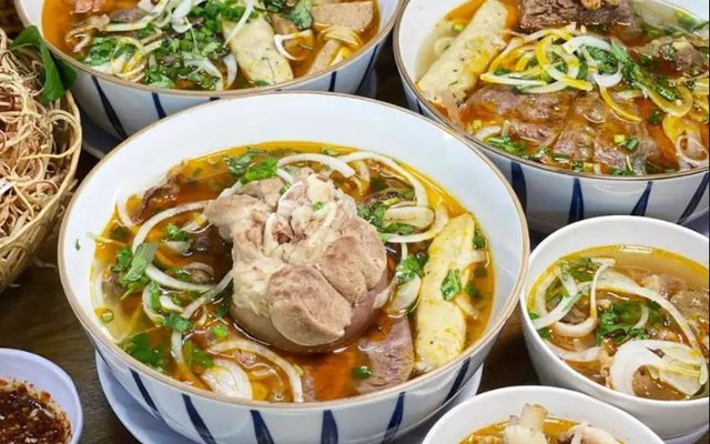 Quán Xưa Bà Phiếu Since 1988 - Lê Văn Sỹ