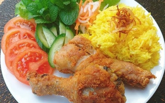 Cơm Gà Xối Mỡ & Cơm Phần - Phúc Lộc