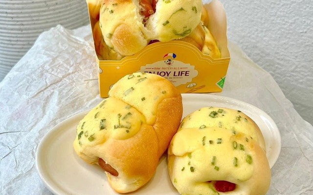 Tiệm Bánh Thanh Tâm Clothing - Cô Bắc