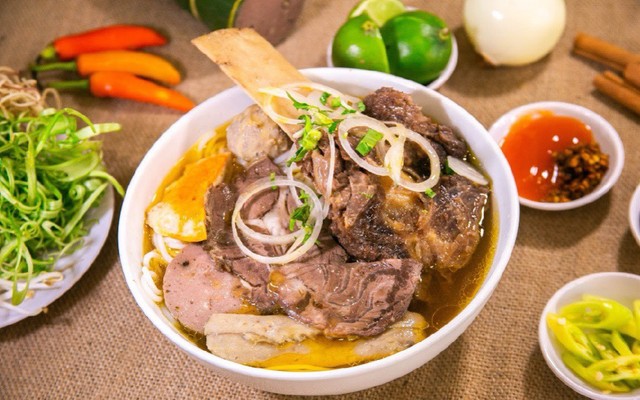 BÚN BÒ PHÚ HƯNG - BÚN BÒ XƯƠNG KHỦNG