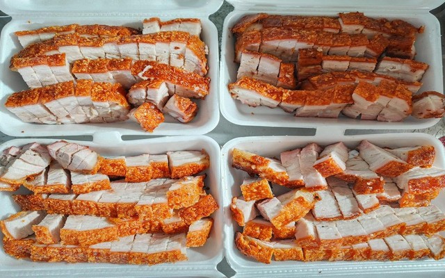 Lò Heo Quay Anh Tám - Huỳnh Tấn Phát