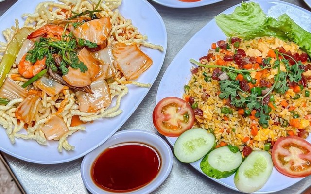 Cơm Chiên Mì Xào Lộc Ký - Phạm Hùng