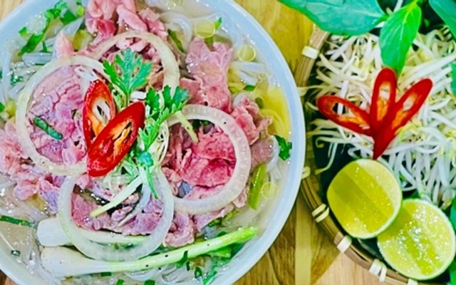 Phở Nhi - Phở Bò Thịt Tươi Nóng