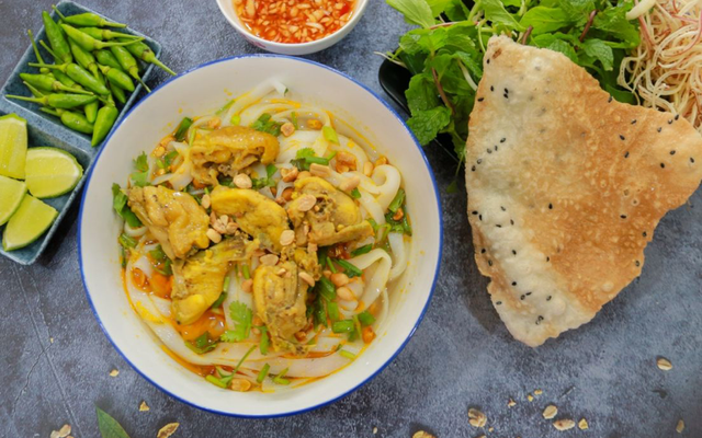 Cơm Gà Hội An & Mì Quảng - 43 Đào Tấn