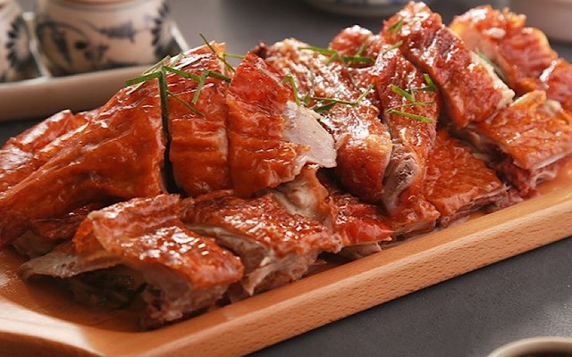 Thuỷ - Đặc Sản Vịt Quay Cao Bằng - Huỳnh Tấn Phát