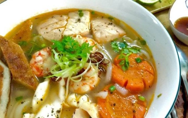 GỎI & CHÁO - TỈNH LỘ 10