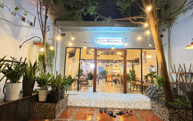 Louis Coffee - Nguyên Hồng