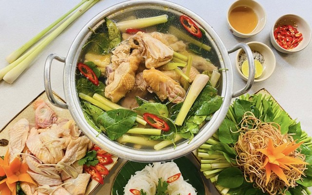 Quán Phong Ký - Lẩu, Bún Gà Chanh Ớt & Cơm Gà Nướng Muối Ớt