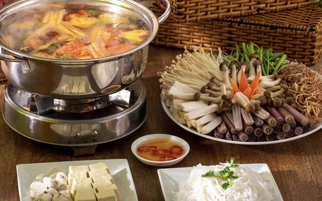 TIỆM CAFE & VEGETARIAN - Trần Trọng Cung