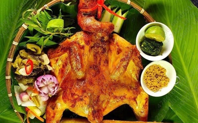 Gà Nướng Mắm Nhỉ Trình 47 - 32 Lê Văn Chí