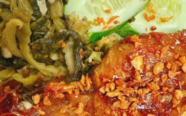 Cơm Gà Xối Mỡ Ba Gà - Cơm Gà Xối Mỡ - Nguyễn Văn Cừ