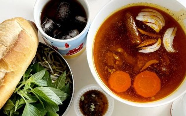 Bếp Bà Siềm - Lê Văn Lương