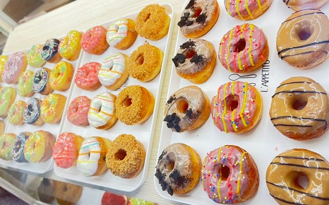 Corner Doughnut (Donut) - R48 Đường D4
