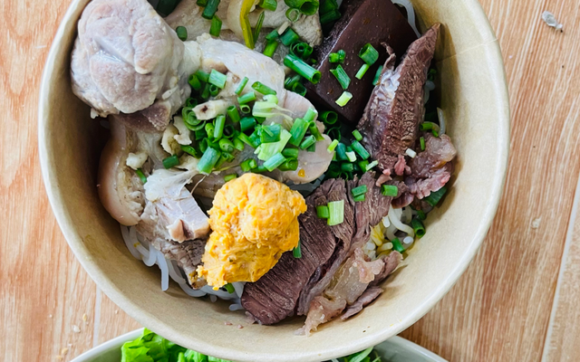 Quán Làng - Cơm Văn Phòng & Bún Bò Huế - Xóm 10 Ngọc Anh