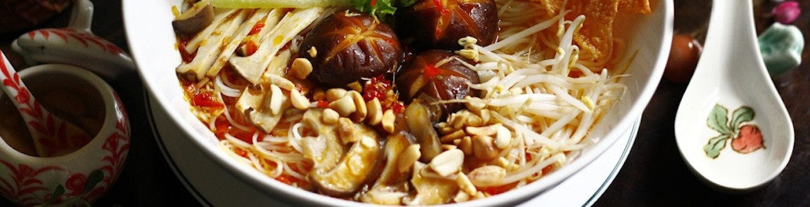 Thiện Thanh - Hủ Tiếu Chay