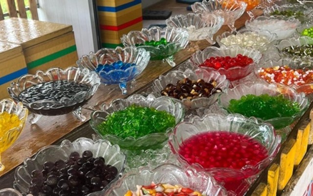 Buffet Trà Sữa Xô Candy Moon