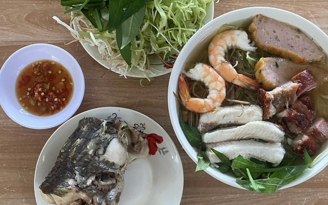 Bún Nước Lèo 219