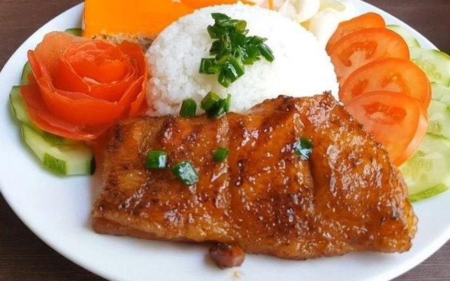 Cơm Sườn Taca - Đào Trinh Nhất