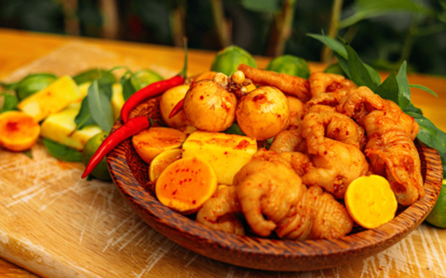 Chân Gà Sốt Thái Chez Lee - Ăn Vặt - Phan Trung