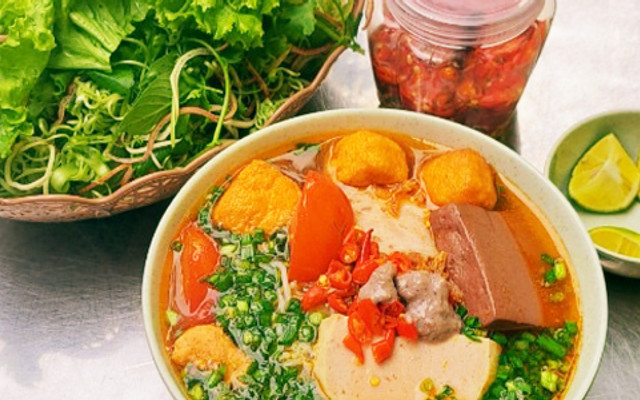 Quán Cô Út - Bún Riêu & Bún Bò - Hoàng Tam Kỳ