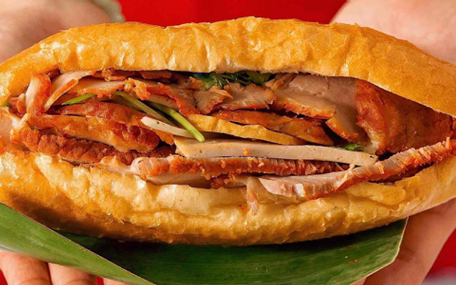 Bánh Mì Madam Vinh - Bánh Mì - Đường 11