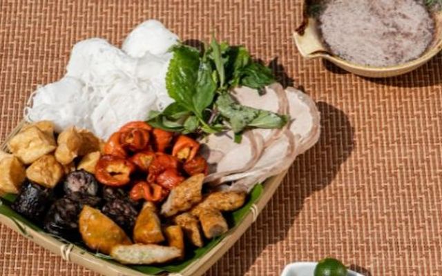 Bún Đậu Việt & Lòng Chiên