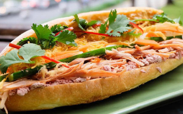 Bánh Mì Cô Lan - 46 Chiến Thắng