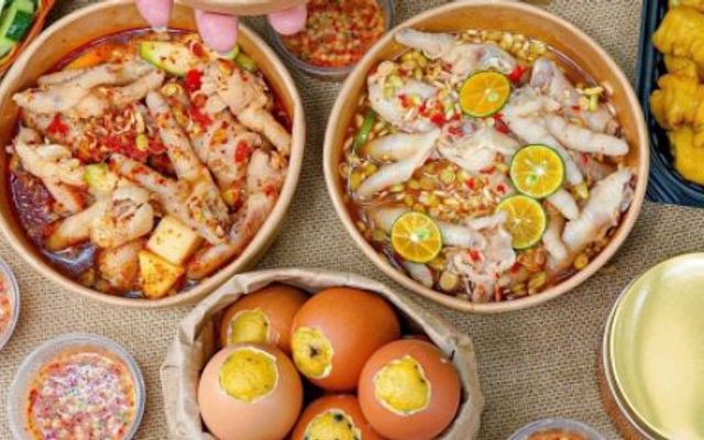 Ăn Vặt, Trứng Gà Nướng & Chân Gà - Thương Phạm