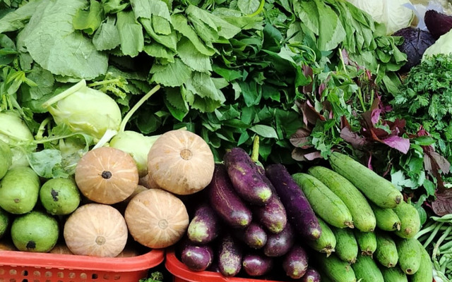 O Tuyết - Rau Củ Quả & Thịt Gà Vịt Cá  - TPHCM