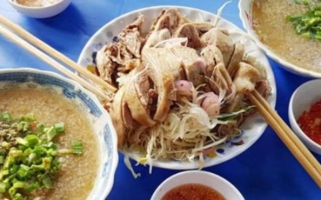 Quán Gỏi Vịt Xuân Tứ