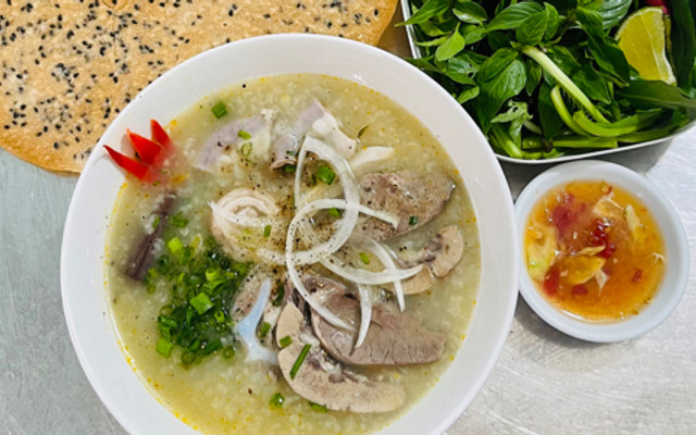 Cô Thơ - Bánh Hỏi & Cháo Lòng - 628 Núi Thành