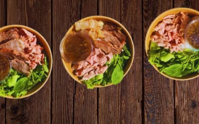 Dì Sáu - Bún Bò Trộn Mắm Ruốc - Tân Bình