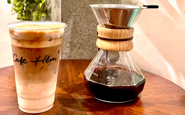 Cafe Hẻm - 83 Hoà Hưng