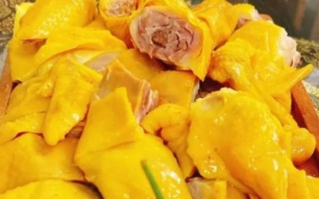 Gà Ủ Muối Hoa Tiêu Bác 2 Vối