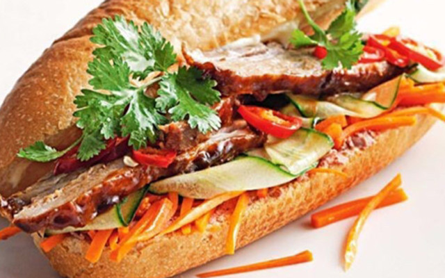 Thu Thủy - Bánh Mì, Cà Phê & Nước Ép