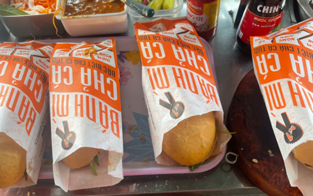 Bánh Mì Tí Hon 7k - Giáo Xứ Hà Phát