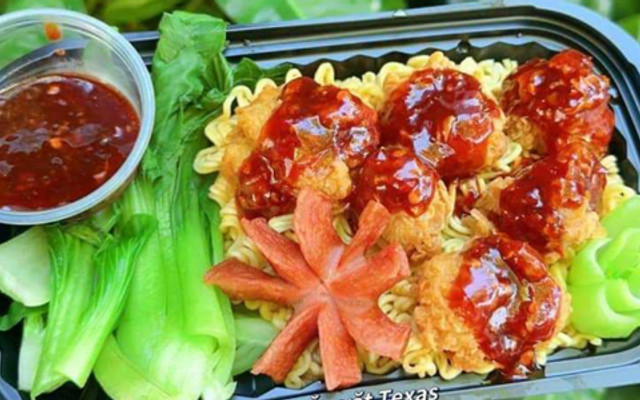 Tiệm Mì Trộn -  Nguyễn Huệ