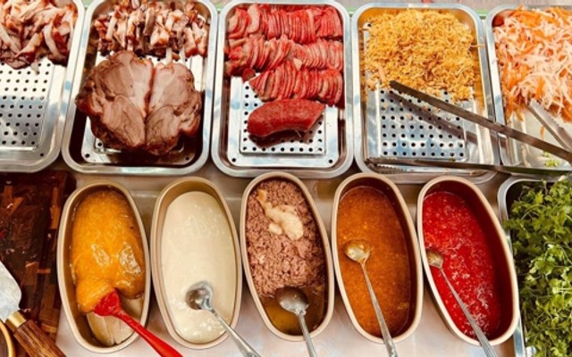 Bánh Mì A&T - Đồ Ăn Vặt - Nguyễn Hoàng Tôn