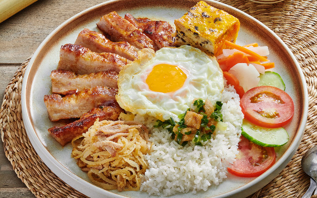 Cơm Tấm Múc - Cơm Tấm Nạc Nọng - 138 Nguyễn Văn Cừ