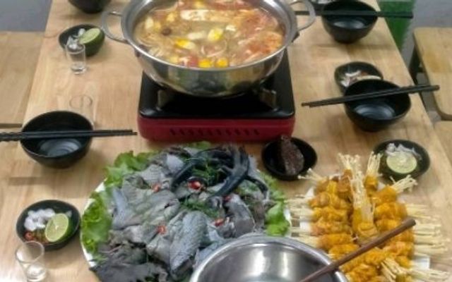 LẨU THẮNG CỐ NGỰA -  Lạch Tray