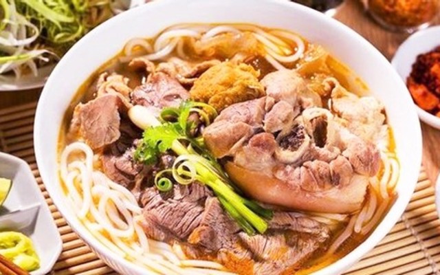 Bún Bò Huế O Xí