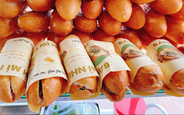 GB - Bánh Mì, Trà Sữa & Trà Hoa quả - Chợ Hàng Mới